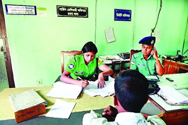 এজাহার করা হয় থানায়। ছবি: অধুনা