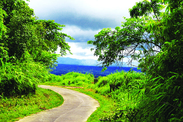 বান্দরবানের এমন সৌন্দর্য জুড়িয়ে দেবে আপনার মন-প্রাণ। ছবি: জিয়া ইসলাম