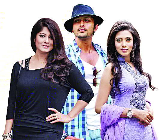 মৌসুমী, আরিফিন শুভ ও মীম ছবি: প্রথম আলো