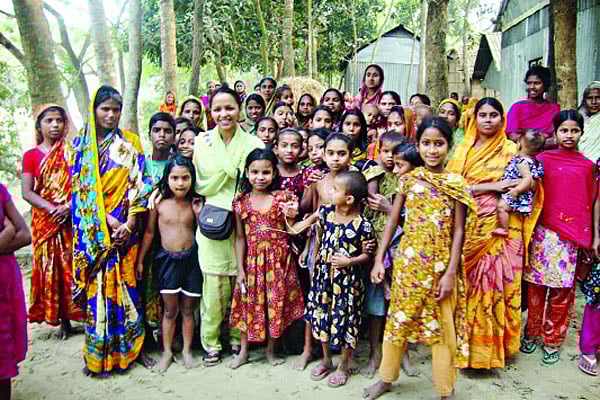 বাংলাদেশ সবসময় টানে সাকিরাকে