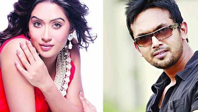 ‘ছুঁয়ে দিলে মন’ ছবির প্রধান দুই অভিনয়শিল্পী মম ও আরিফিন শুভ