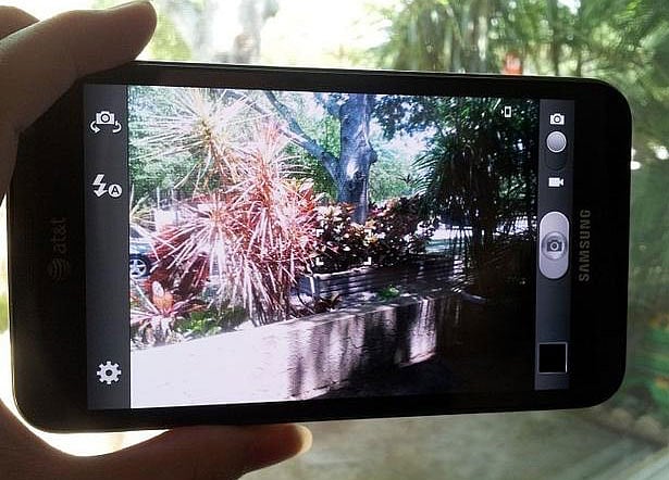 মোবাইলে ছবি