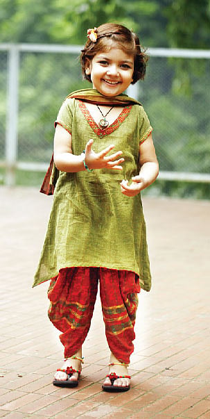 মডেল: প্রিন্সেস, ছবি: সুমন ইউসুফ