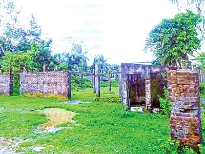 কক্সবাজার বিসিক শিল্পনগরে কারখানা না করে জমি ফেলে রাখা হয়েছে l প্রথম আলো