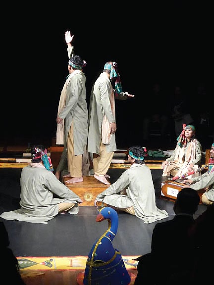 পূর্ব লন্ডনের ব্র্যাডি আর্ট সেন্টারে মহাজনের নাও। ছবি: রায়হান জামিল