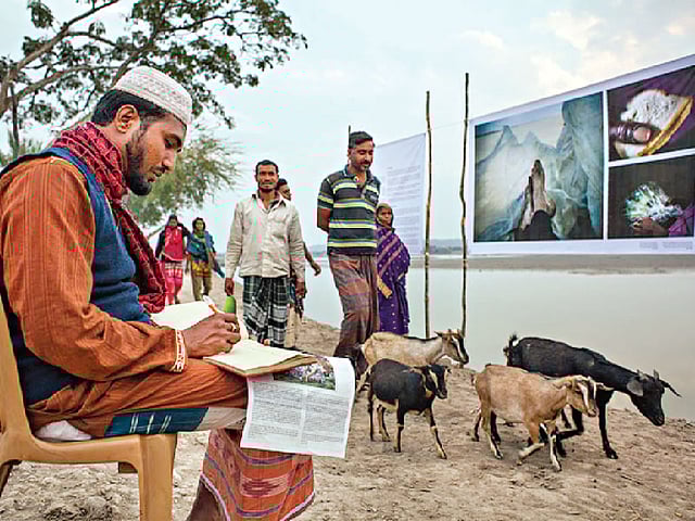 খুলনার দাকোপের সেই ব্যতিক্রমী আলোকচিত্র প্রদর্শনী