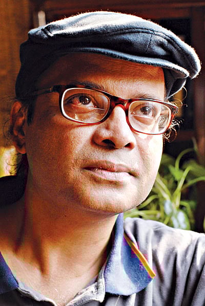 এম এম আকাশ