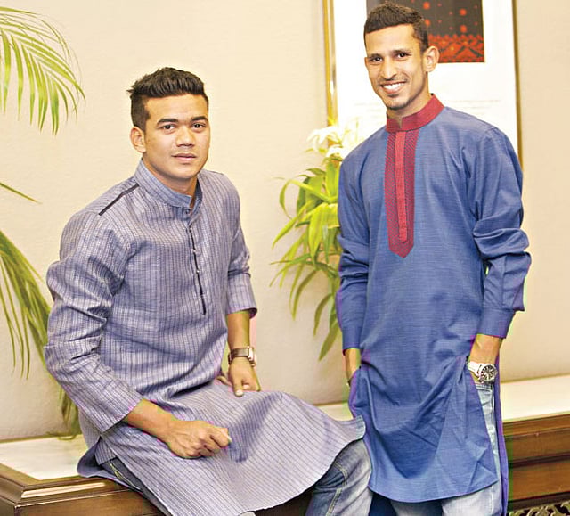 আরামদায়ক পাঞ্জাবি পছন্দ দুজনেরই