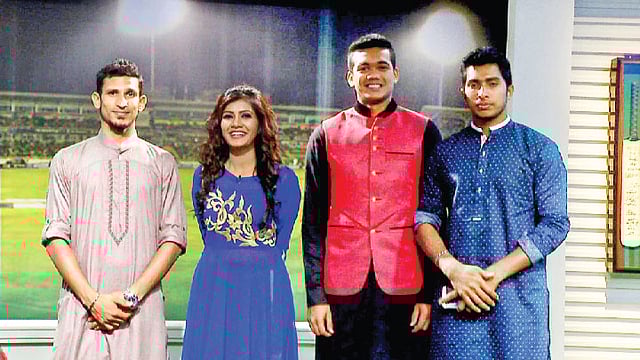 ‘ক্রিকেট ক্রিকেট’ অনুষ্ঠানে নাসির হোসেন, মারিয়া নূর, তাসকিন আহমেদ ও সৌম্য সরকার। মাছরাঙা টিভিতে ঈদের পর দিন সন্ধ্যা সাতটা ৪০ মিনিটে প্রচারিত হবে ক্রিকেট তারকাদের সঙ্গে আড্ডার এই অনুষ্ঠানটি। সঞ্চালনা করেছেন মারিয়া নূর