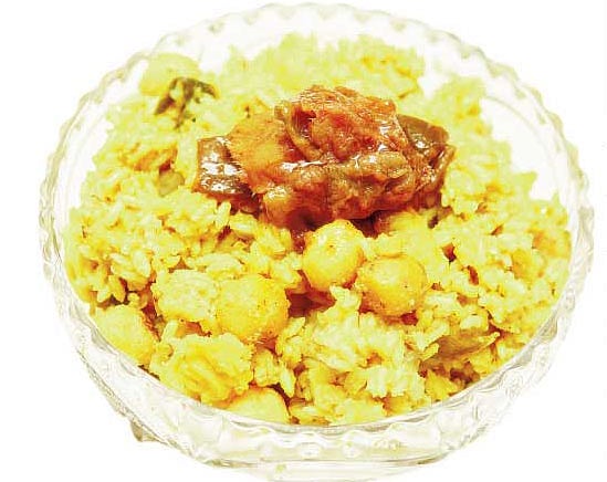 আলুর হাতমাখা খিচুড়ি