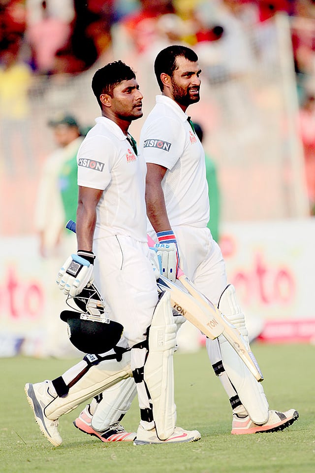 ওপেনিং জুটিতে নতুন এক চূড়ায় তামিম-ইমরুল। ফাইল ছবি