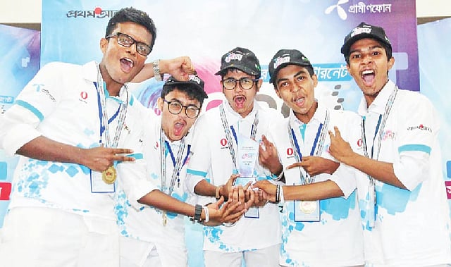 সিলেট অঞ্চলে বিজয়ী দল হবিগঞ্জ সরকারি উচ্চবিদ্যালয়