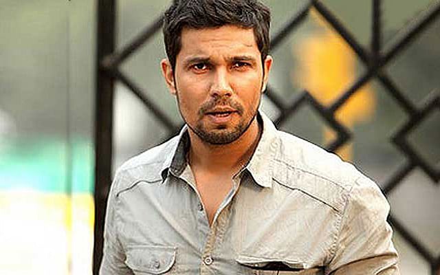 ‘চার্লস শোভরাজ’ চরিত্রে অভিনয় করছেন রণদীপ হুদা