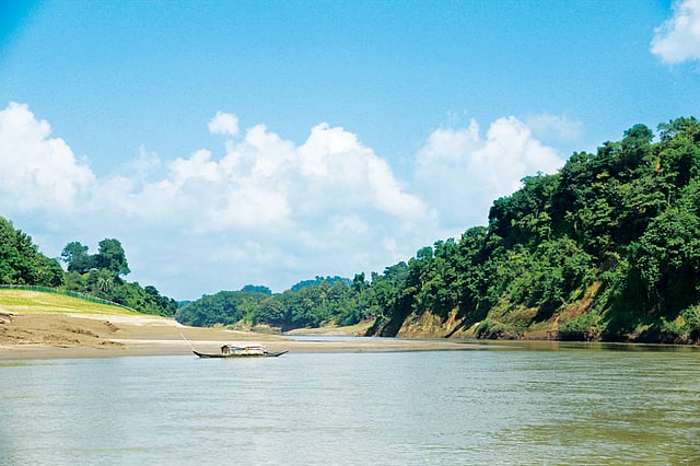 সাঙ্গু নদ দিয়ে রুমা–থানচি যাওয়ার পথে মন ভরাবে এমন প্রাকৃতিক দৃশ্য l প্রথম আলো