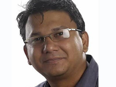 ফয়সাল আরেফিন দীপন। ছবিটি তাঁর ফেসবুক পেজ থেকে নেওয়া।