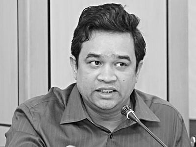 আলমগীর হোসেন