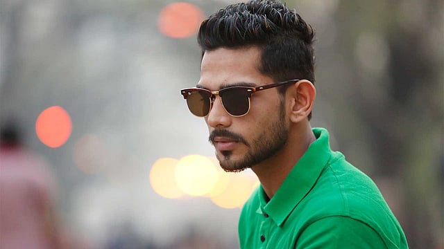 ঝট করে ছাঁট বেছে নেওয়ার আগে নিজের মুখের গড়ন নিয়ে ভাবুন। ছবি: প্রথম আলো