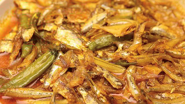 মাছের চচ্চড়ি