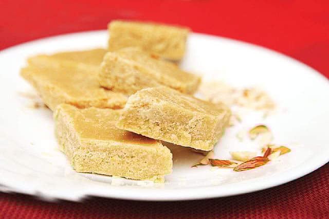 ছোলার ডালের দরবারি হালুয়া