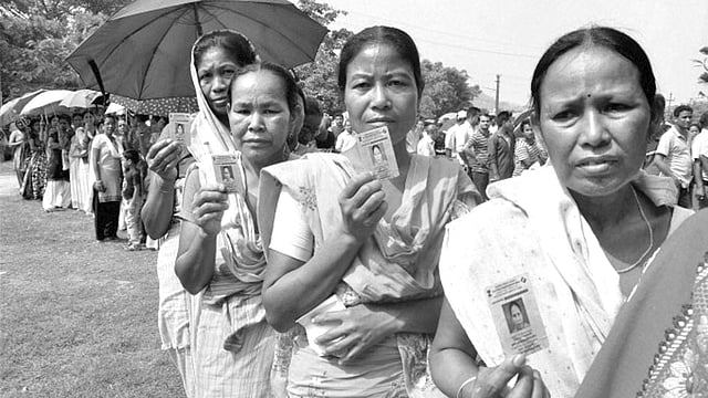 আসামে নির্বাচনের মূল ইসু্যগুলোর মধ্যে একাধিক ইস্যু ছিল বাংলাদেশ সীমান্ত ও বাংলাভাষা–সংক্রান্ত