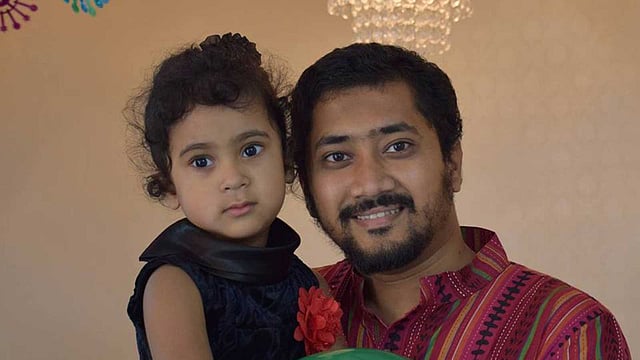 মেয়ের সঙ্গে লেখক