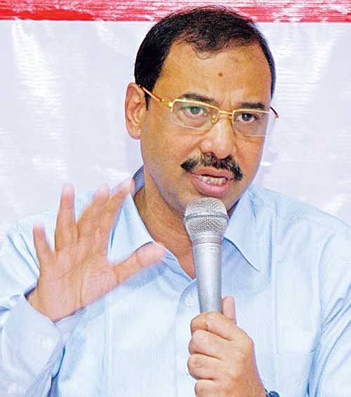 আ জ ম নাছির উদ্দীন