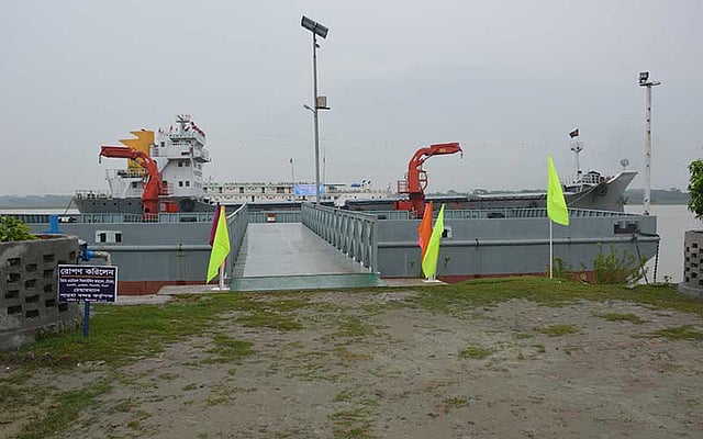 পায়রা সমুদ্র বন্দর। ছবি: প্রথম আলো