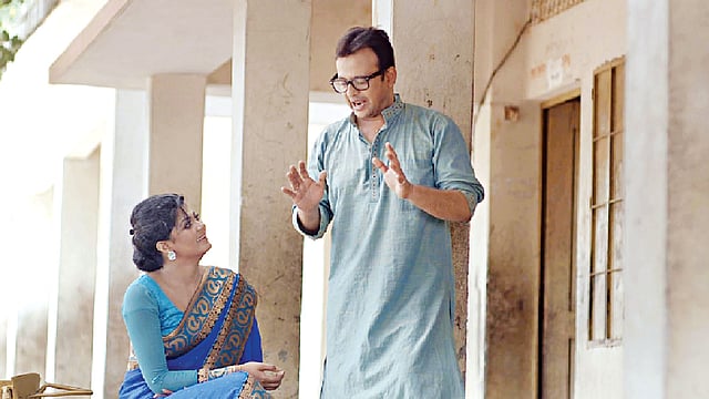 মৌরানী নাটকের দৃশ্যে মৌসুমী হামিদ ও রিয়াজ