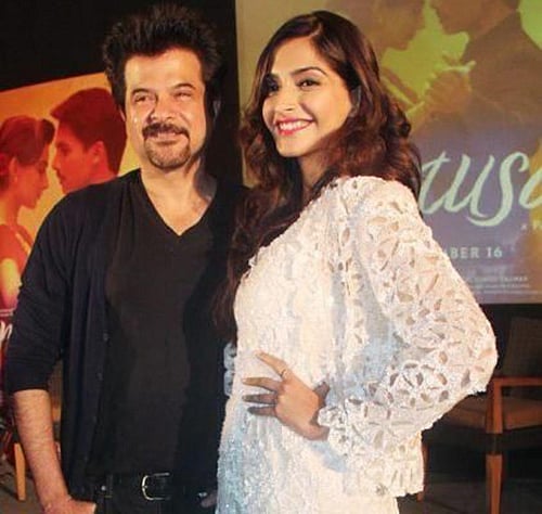 মেয়ে সোনাম কাপুর এখন জনপ্রিয় তারকার কাতারে।