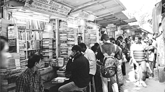 কফি হাউস আর কলেজ স্ট্রিট এখন সমার্থক হয়ে গেছে