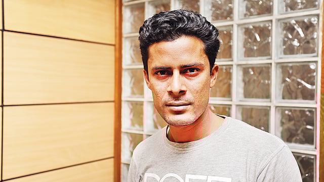 প্রথম আলো কার্যালয়ে মামুন বিশ্বাস। ছবি: জাহিদুল করিম