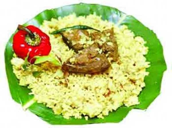 হঠাৎ বৃষ্টিতে খিচুড়ি। ছবি: প্রথম আলো