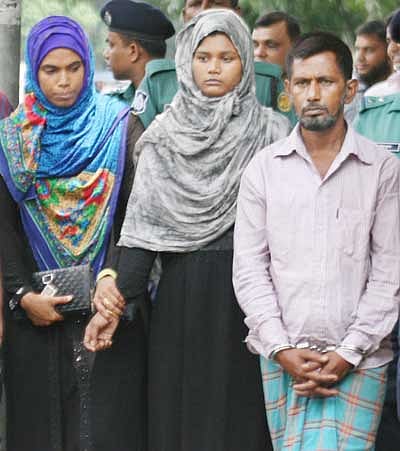 শিশু সুমাইয়া অপহরণের অভিযোগে গ্রেপ্তার ব্যক্তিরা। ছবি: ফোকাস বাংলা