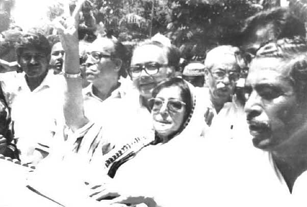 একাত্তরের ঘাতক-দালালদের বিচারের জন্য প্রতীকী গণ-আদালতে