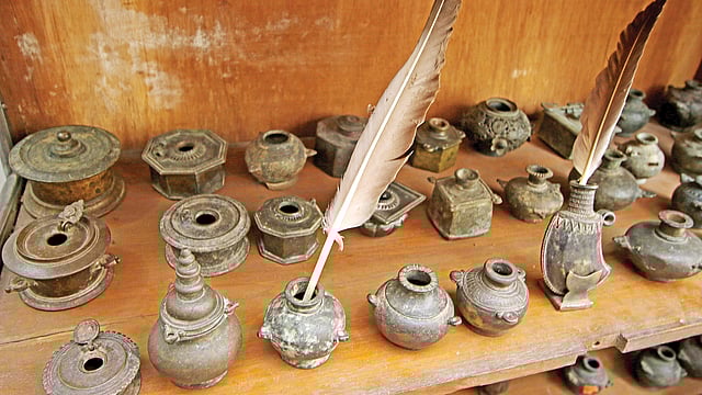 নানা আকারের দোয়াত