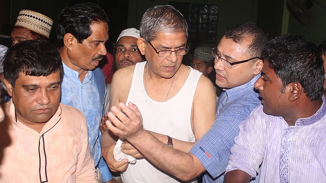 হামলায় মির্জা ফখরুলসহ দলটির কয়েকজন নেতা আহত হয়েছেন। ছবি: সংগৃহীত