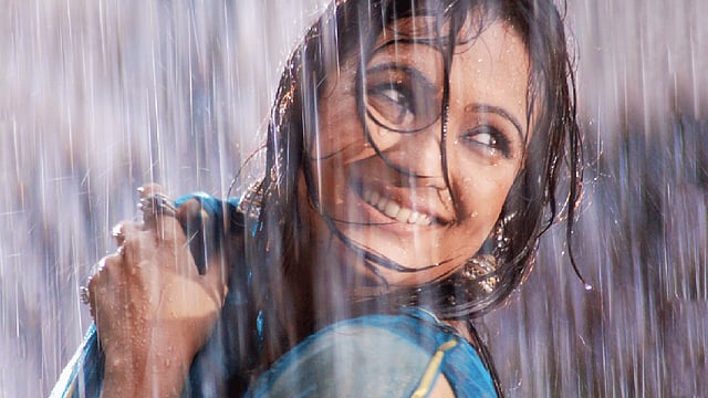 জাগো ছবিতে বৃষ্টিতে ভিজেছিলেন বিন্দু