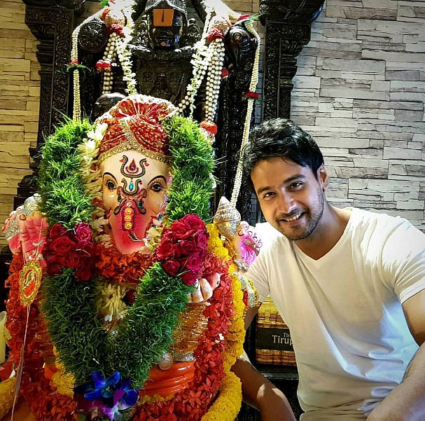 যশ দাশগুপ্ত