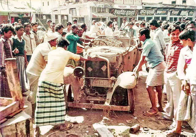 কুমিল্লা থেকে সংগ্রহ করা হচ্ছে ফিয়াট ১৯২৭ মডেলের গাড়িটি