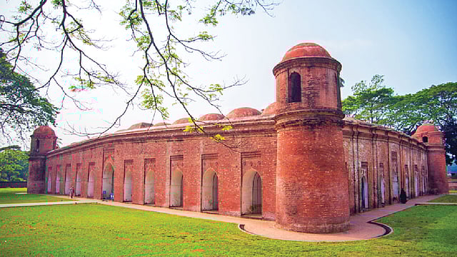 ষাটগম্বুজ মসজিদ। ছবি: লেখক