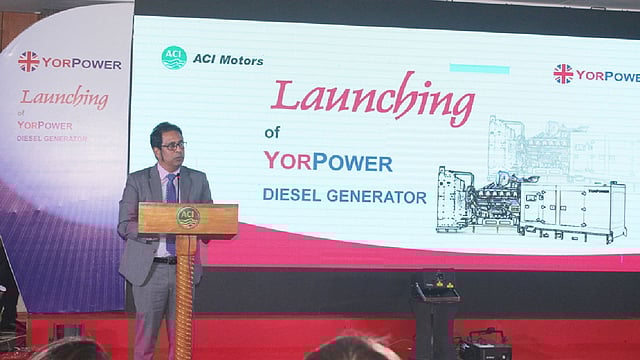 এসিআই মটরস ডিজেল জেনারেটরের মাধ্যমে তাদের পাওয়ার জেনারেশন শাখার সূচনা করেছে। ছবি: বিজ্ঞপ্তি