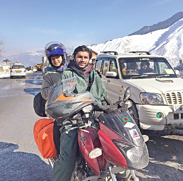 শ্রীনগরেও যানজট ছিল