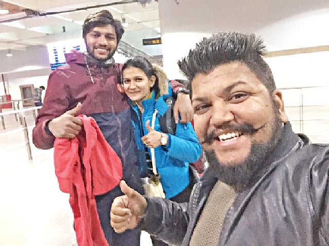 দিল্লিতে যোগ দিলেন রাহিমা আক্তার, সঙ্গে বাইকার হিমাংশু িতওয়ারি