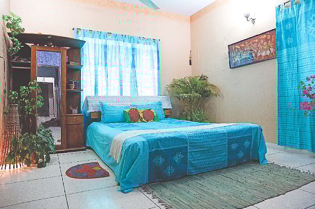 হবু মায়ের ঘরে যেন সূর্যের পাওয়া যায়, সে ব্যবস্থা রাখা ভালো। কৃতজ্ঞতা: গুলশান নাসরীন চৌধুরী, ছবি: নকশা