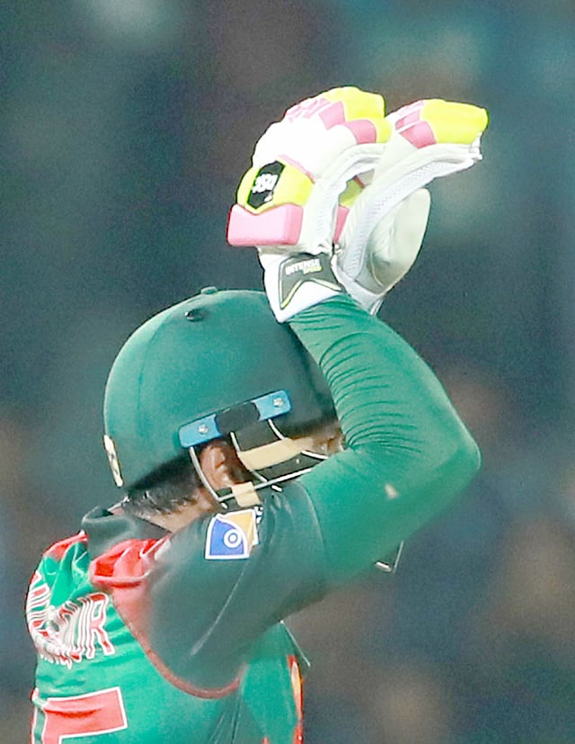 ‘নাগিন নাচ’ আবারও নাচতে চান মুশফিক। ছবি: প্রথম আলো