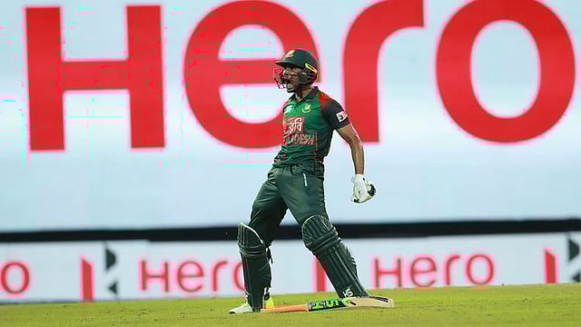 জয়ের পর মাহমুদউল্লাহর উল্লাস। ছবি: শামসুল হক