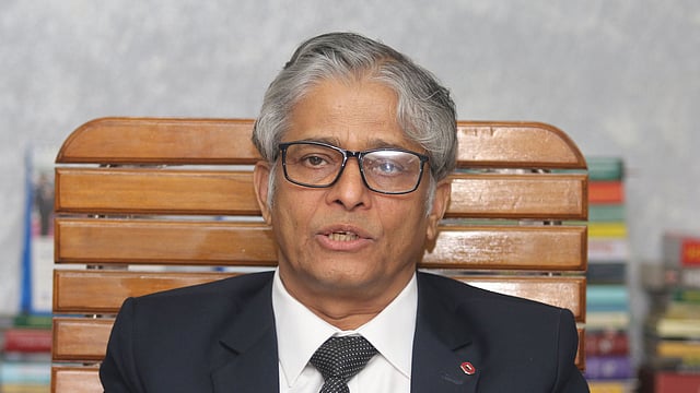 ঢাকা বিশ্ববিদ্যালয়ের উপাচার্য অধ্যাপক মো. আখতারুজ্জামান। ফাইল ছবি