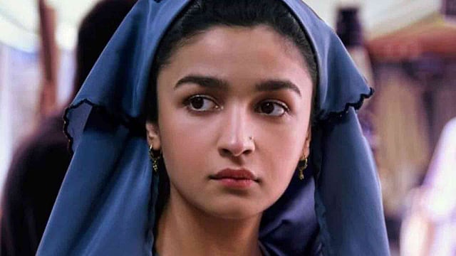 ‘রাজি’ ছবিতে আলিয়া ভাট