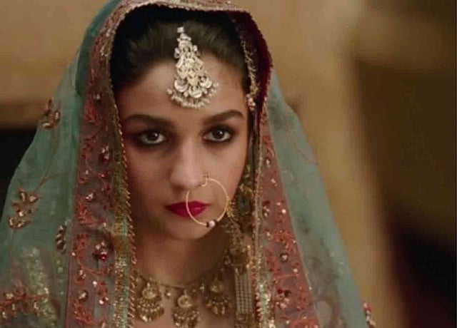 ‘রাজি’ ছবিতে আলিয়া ভাট