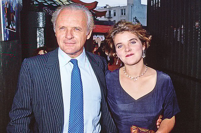 নব্বইয়ের দশকে বাবা অ্যান্থনি হপকিন্সের সঙ্গে মেয়ে অ্যাবিগেইল